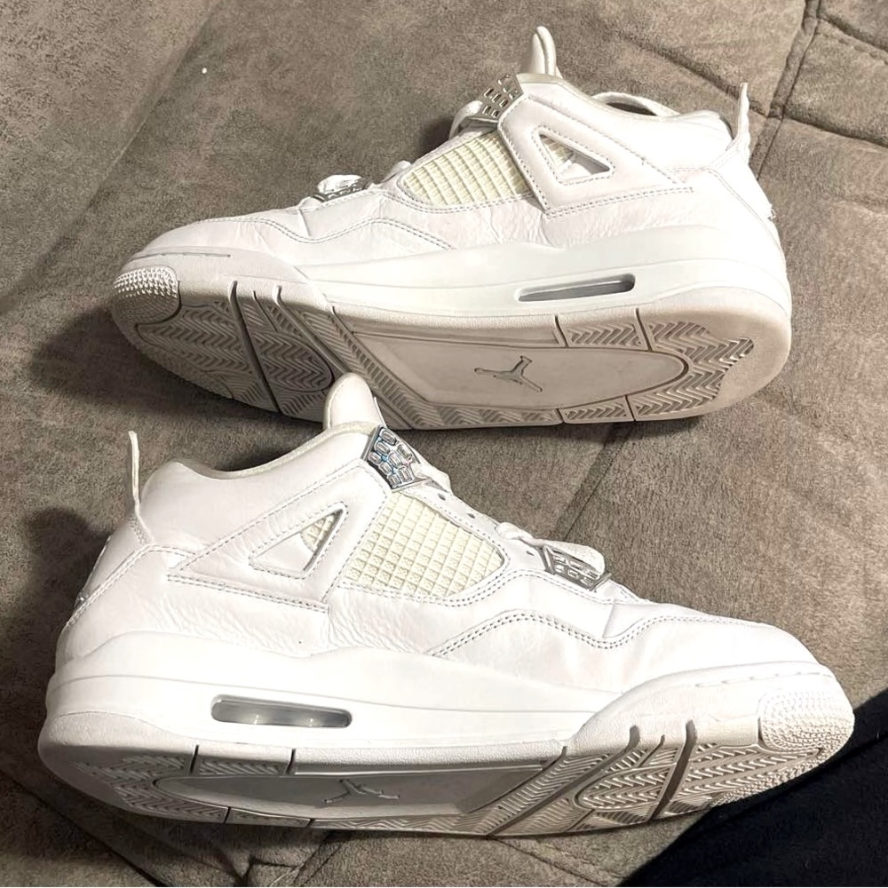 Jordan 4 pure money